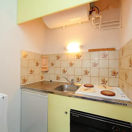 Appartamento Douc-7 By Interhome