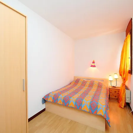 Douc-7 By Interhome *