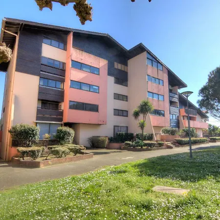 Appartamento Douc-7 By Interhome *