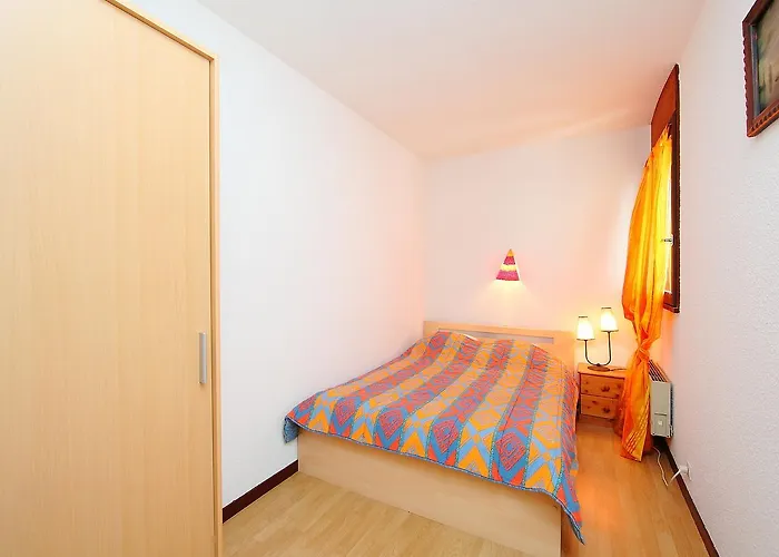 Douc-7 By Interhome *