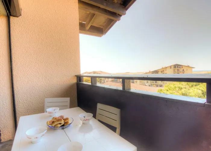 Douc-7 By Interhome شقة سانيوس